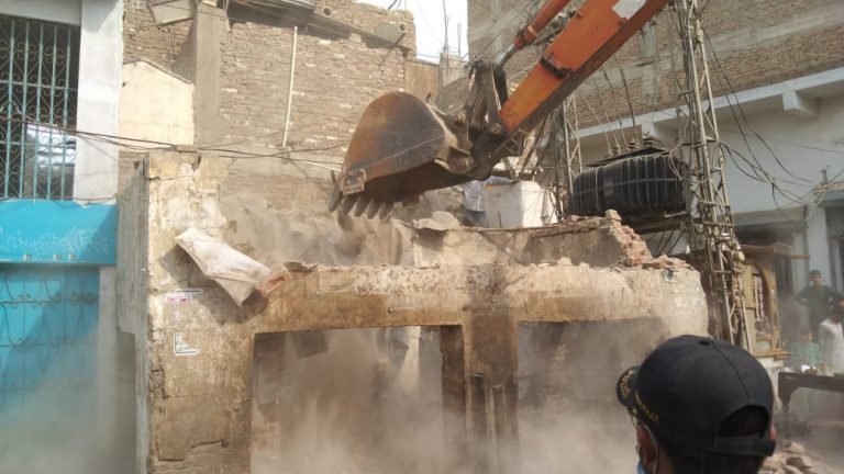Hundreds of illegal structures demolished in Tando Jam - Sindh Information- Sindh Courier-1