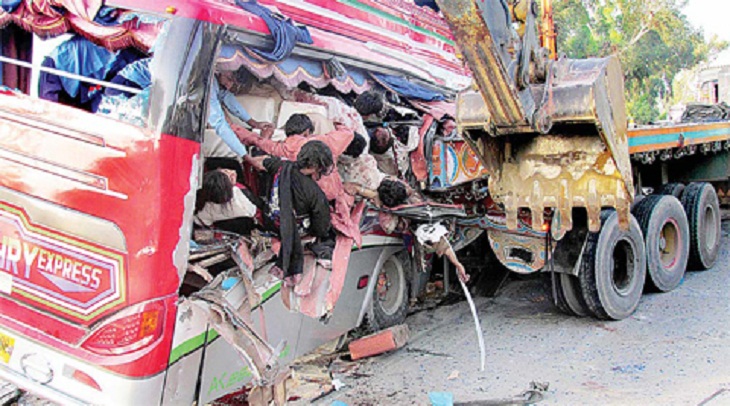 Photo of Rampant Road Accidents in Pakistan Pose Special Challenge