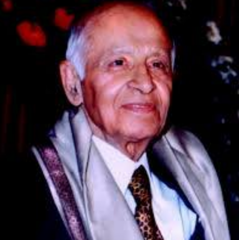 Dr. Lakhumal Hiranandani – India’s Surgeon of the Millennium - Sindh Courier-1