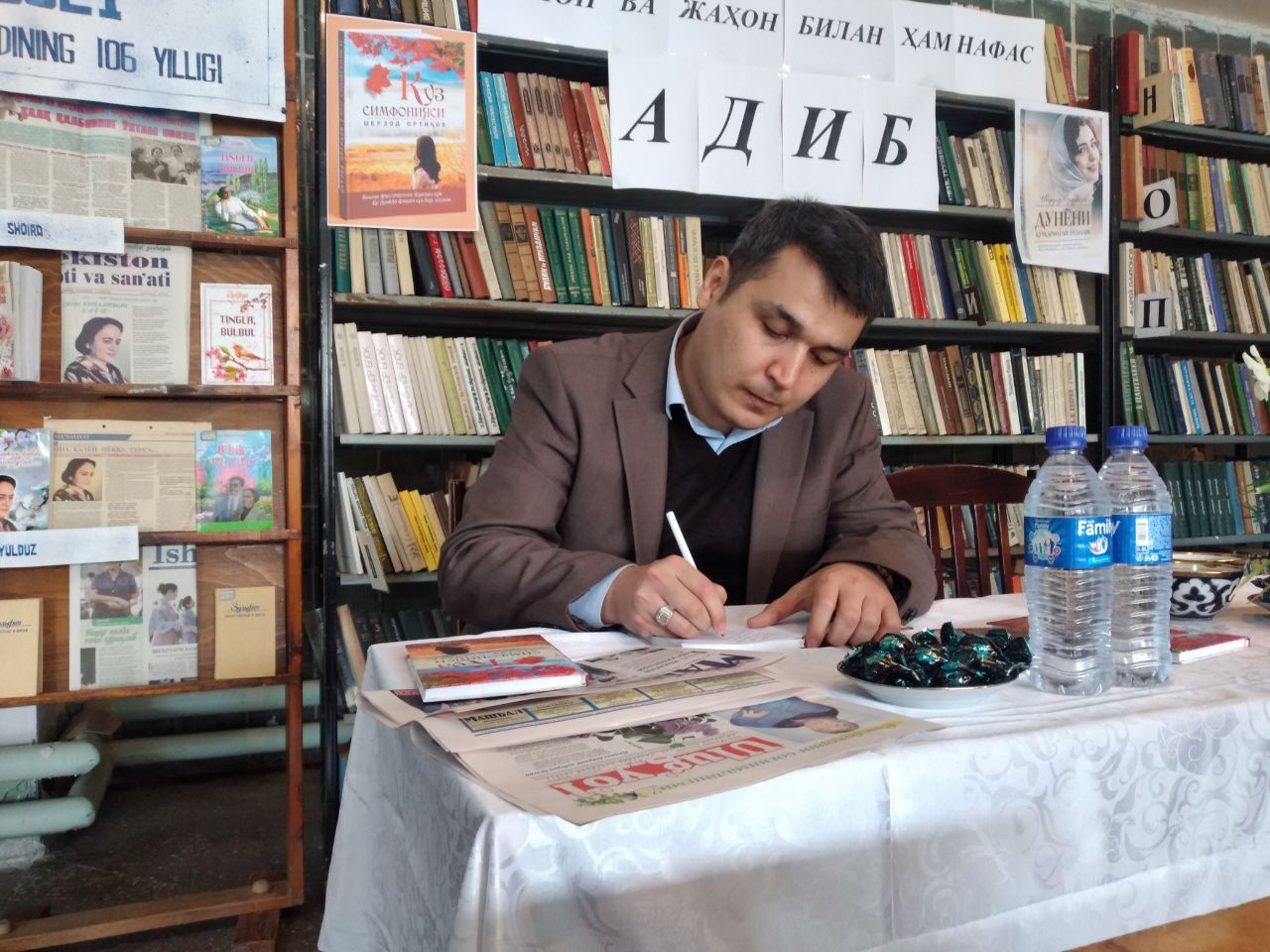 Sherzod Artikov - Uzbek Writer-Sindh Courier (1)