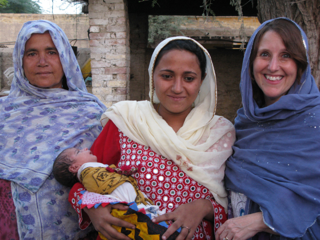 Holy Moments from an Unholy Disaster-Marilyn Gardner with women in Shikarpur