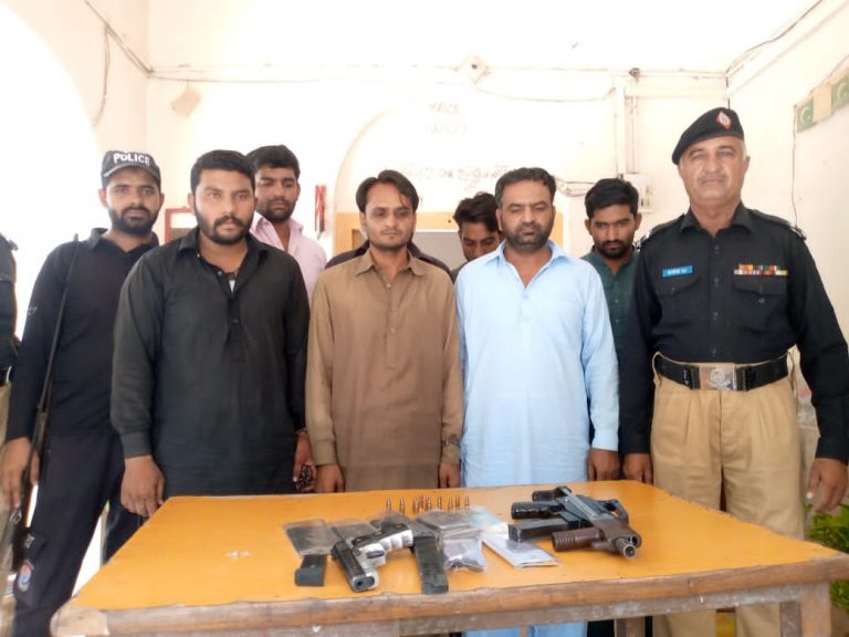 7 Armed robbers arrested after encounter near Ubauro - Sindh Courier