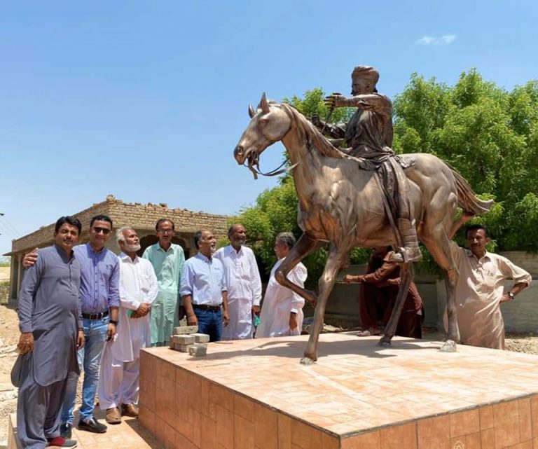 Rooplo-Kolhi-Statue-Sindh-Courier-1