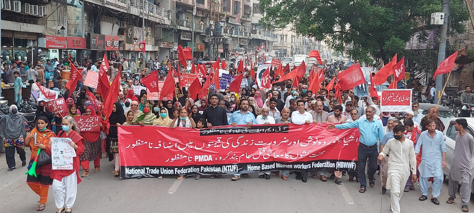 Karachi-Rally-Sindh-Courier-1
