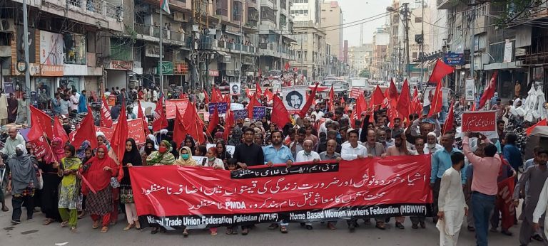 Karachi-Rally-Sindh-Courier