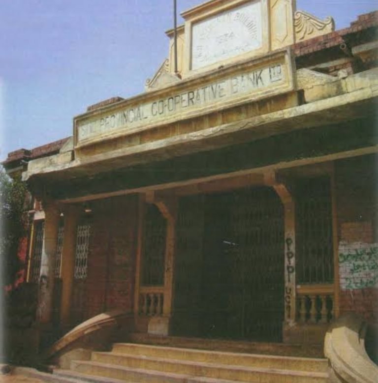 Azim-Khan-Building-Hyderabad-Heritage-Sindh-Courier