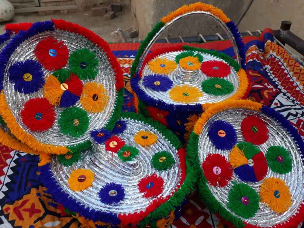 Sindhi-Women-Handmade-Crafts-Sindh-Courier-4