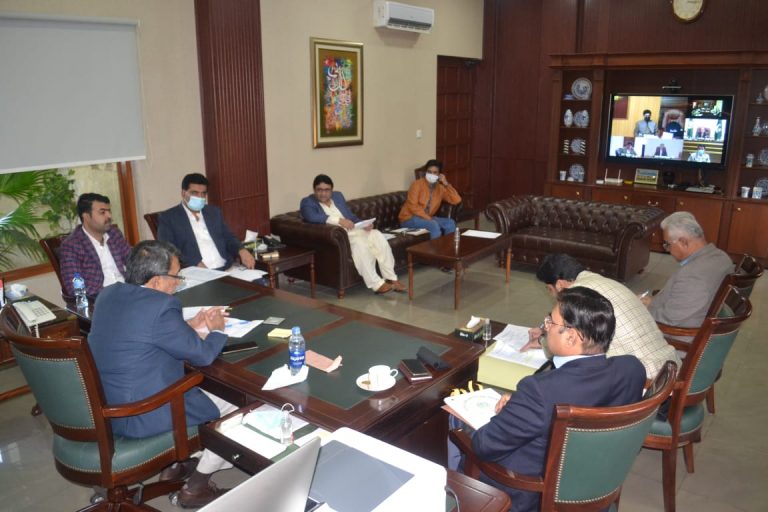 Commissioner-Hyderabad-Forest-Land-Meeting-Sindh-Courier