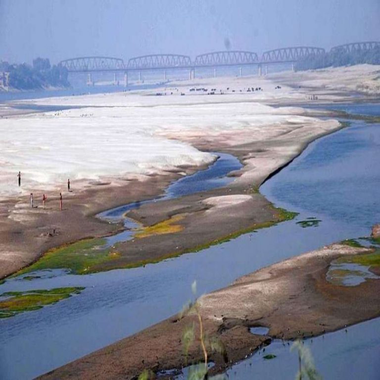 Indus among few rivers polluting the sea!