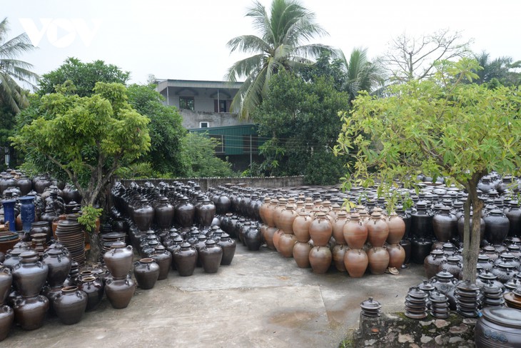 Vietnam’s 200-year-old pottery village survives in modern life