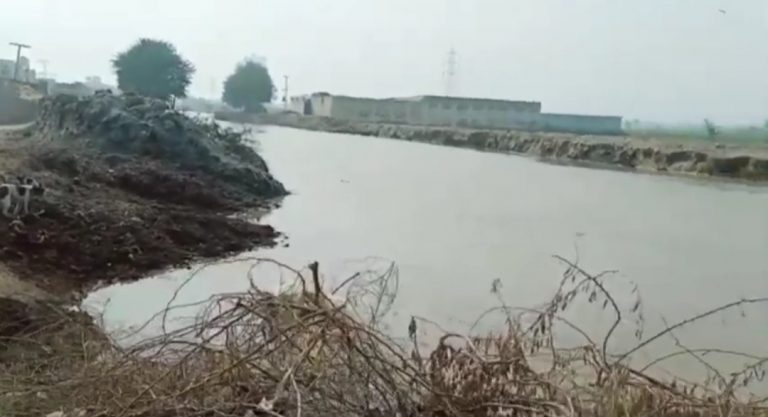 Hala Canal poses threat to New Saeedabad Town residents