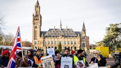 Photo of Protestors voice support for victims of Myanmar military violence at Hague hearing