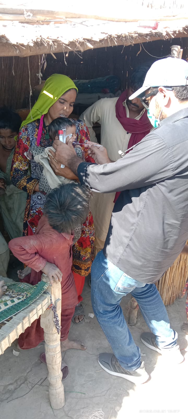 Manchhar-Medical-Camp-Sindh-Courier
