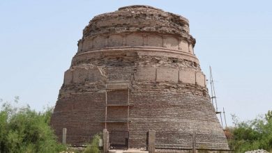 Photo of Mir Rukan Jo Thul – One of the Buddhist Stupas in Sindh