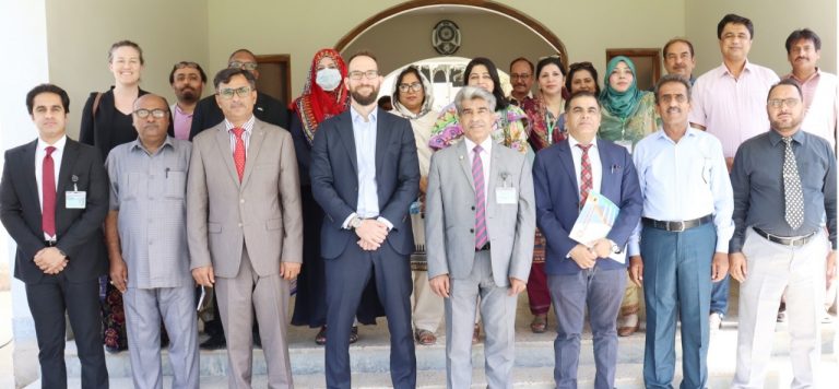 US Consul General visits Shah Abdul Latif University