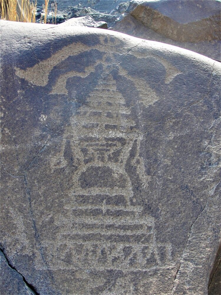 A-stupa-image-at-Chilas.1-750x1000