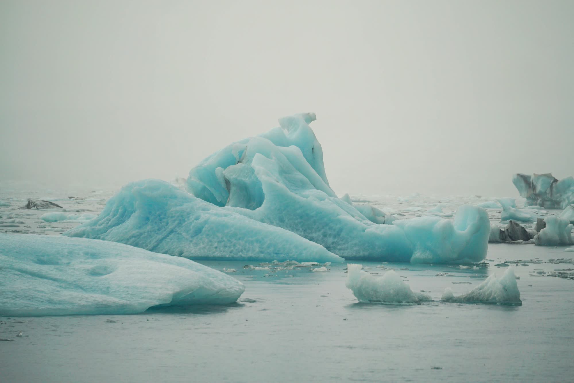Sea ice floats in Jökulsárlón glacier lagoon