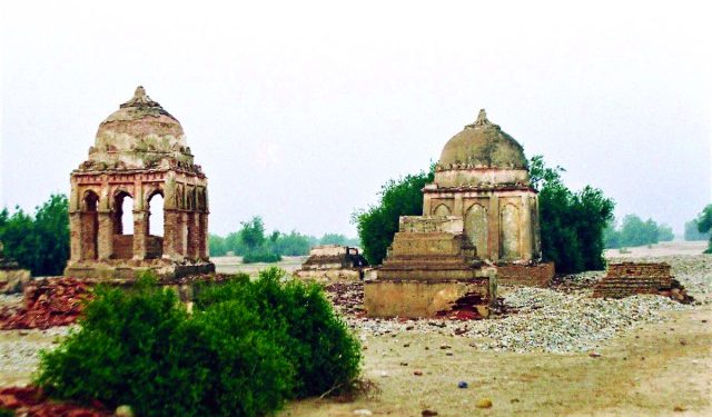 Tombs of the Jalabani Lagharis at Jalab Dero Johi
