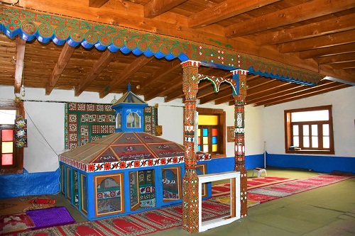 Interior view of the upper story of Fururi mosque