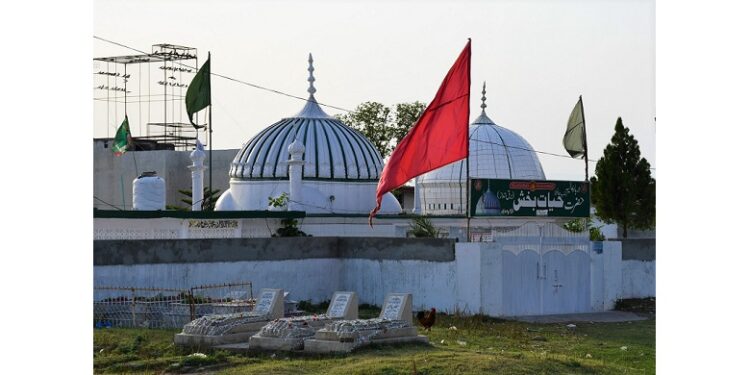 Shrine complex of Hafiz Hayat Bakhsh in Kirpa