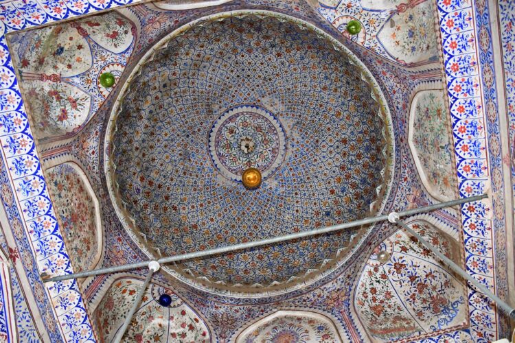 Domed-ceiling-of-the-Jamia-mosque-of-Chountra-Sodaghran.2-750x500