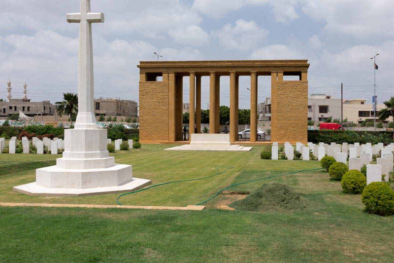 Karachi-War-Cemetery