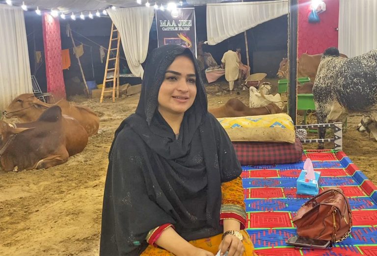 Pakistan’s rare woman cattle trader