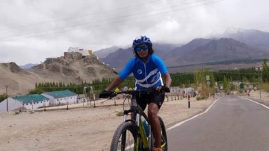 Photo of A 45-year Pune woman who cycled 430km in just 55 hrs.