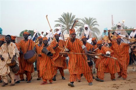 Hausa_tribal_hunters_in_Durbar_procession