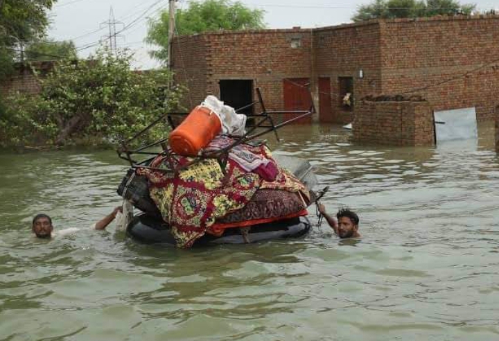 Flood-KN-Shah-Sindh-Courier-2