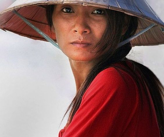 HOAI-Vietnam-Woman Pinterest