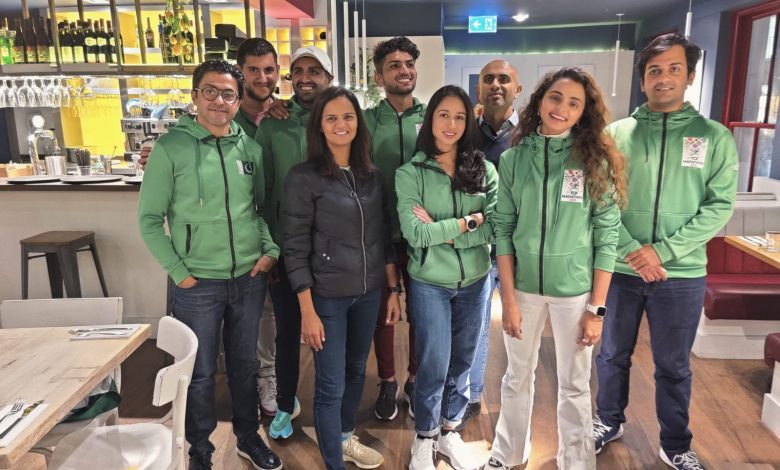 Photo of Nine Pakistani Athletes Collect Rs.2 Million in London for Flood Relief Fund