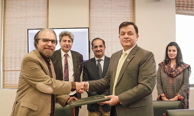 Fed govt- education- STEAM- Sindh Courier