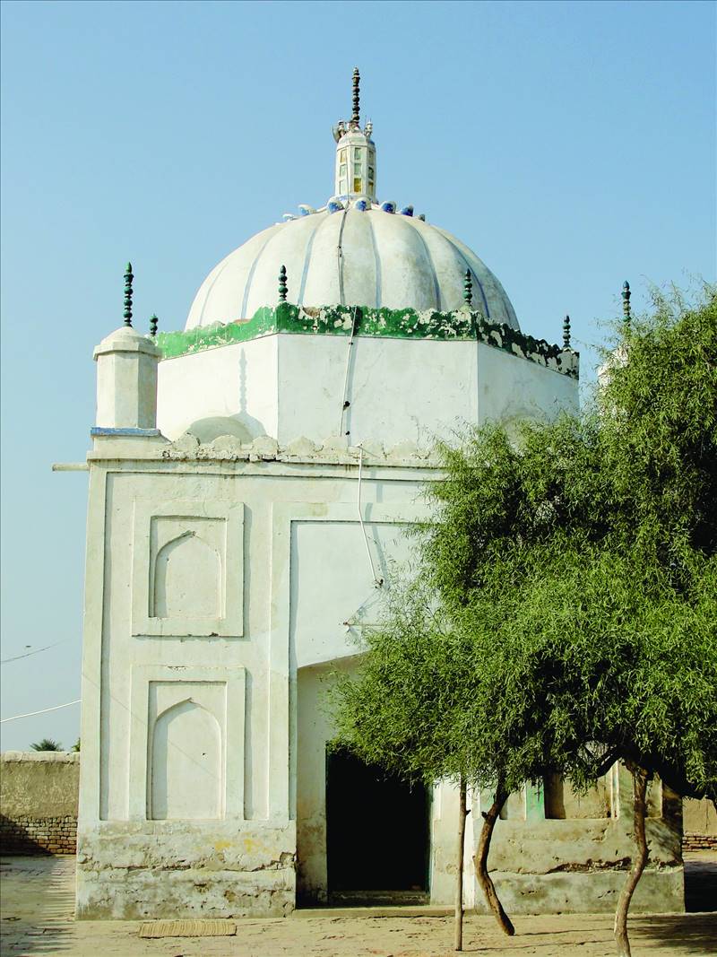 Front of the tomb of Mian Shahal Muhammad Kalhoro