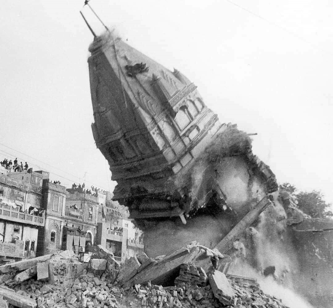 Jain Temple being brought down in 1992