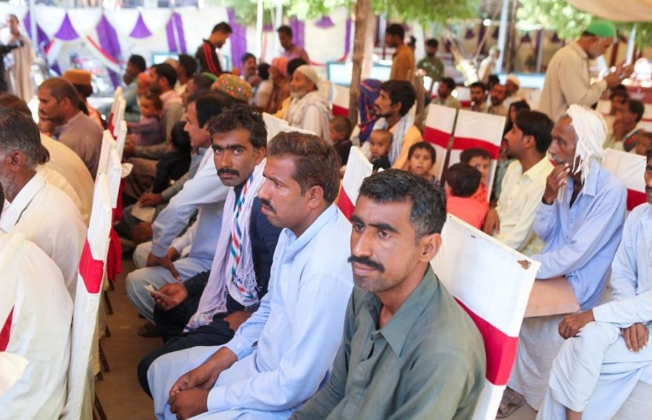 Police-Dadu-Medical Camp- Sindh Courier-4