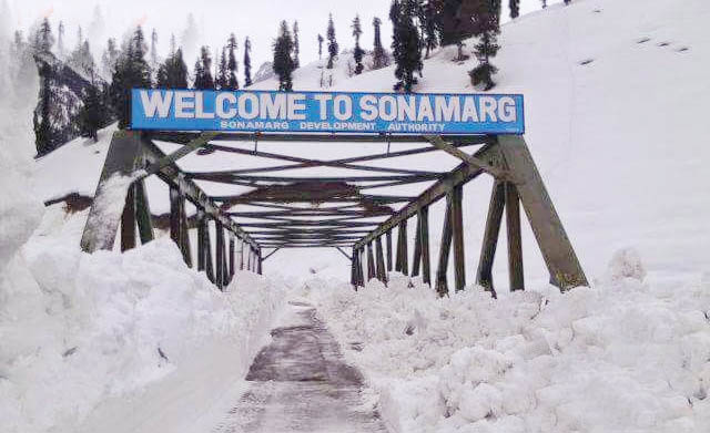 Sindh Bridge at Sonamarg covered with snow - Daily Excelsior