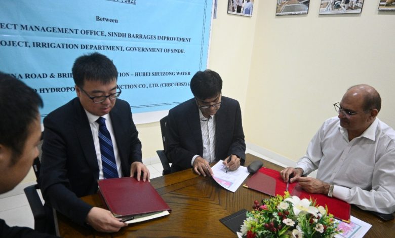 Photo of Rehabilitation of Sukkur Barrage: Contract signed with a Chinese Company