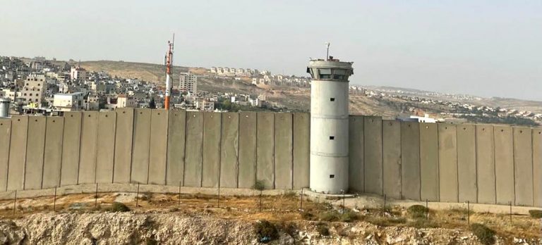 The separation wall in occupied Palestinian territory