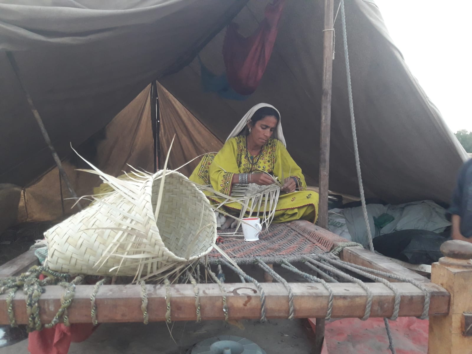 Dadu-Basket-Making-Sindh-Courier-2