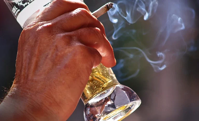 Photo of Genetic links to smoking and drinking identified