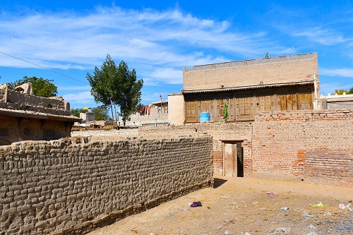 Maaris-in-Khaman-village