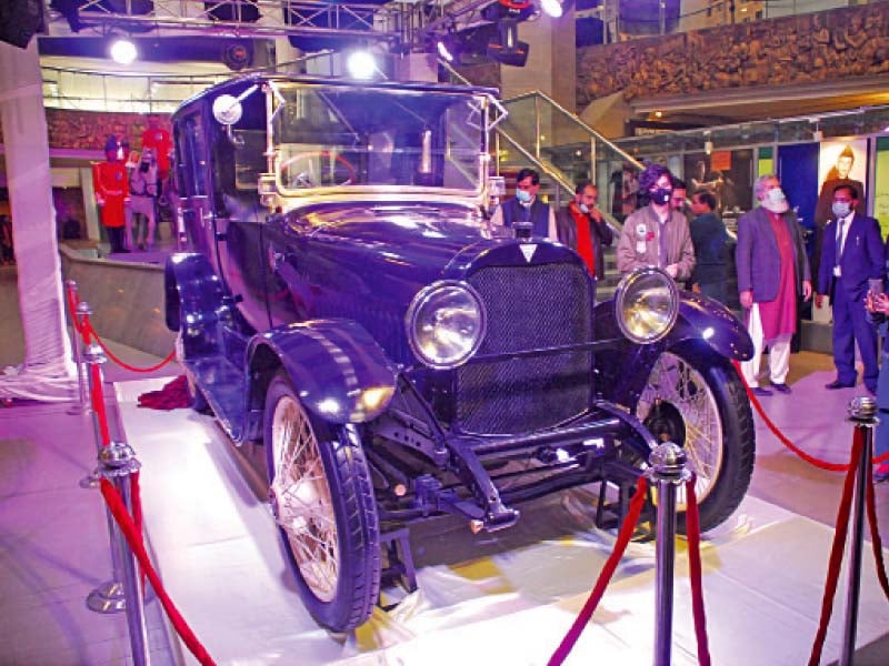 Mr Jinnah's Hudson Limousine (Photo Courtesy. ONLINE)