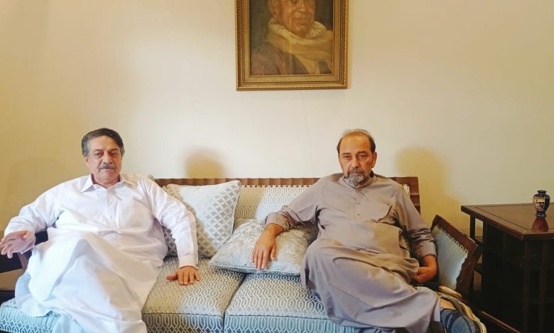 Sadurrudin shah rashdi met with jalal shah - Sindh Courier