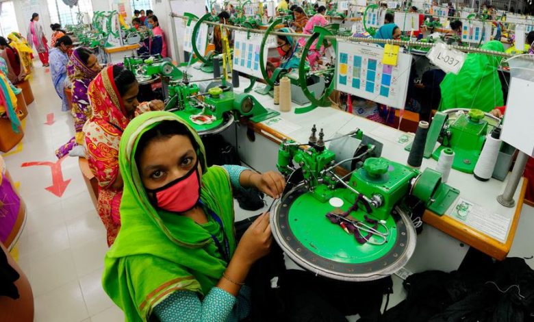 Photo of Jobs and pay for women, barely improved in 20 years: ILO