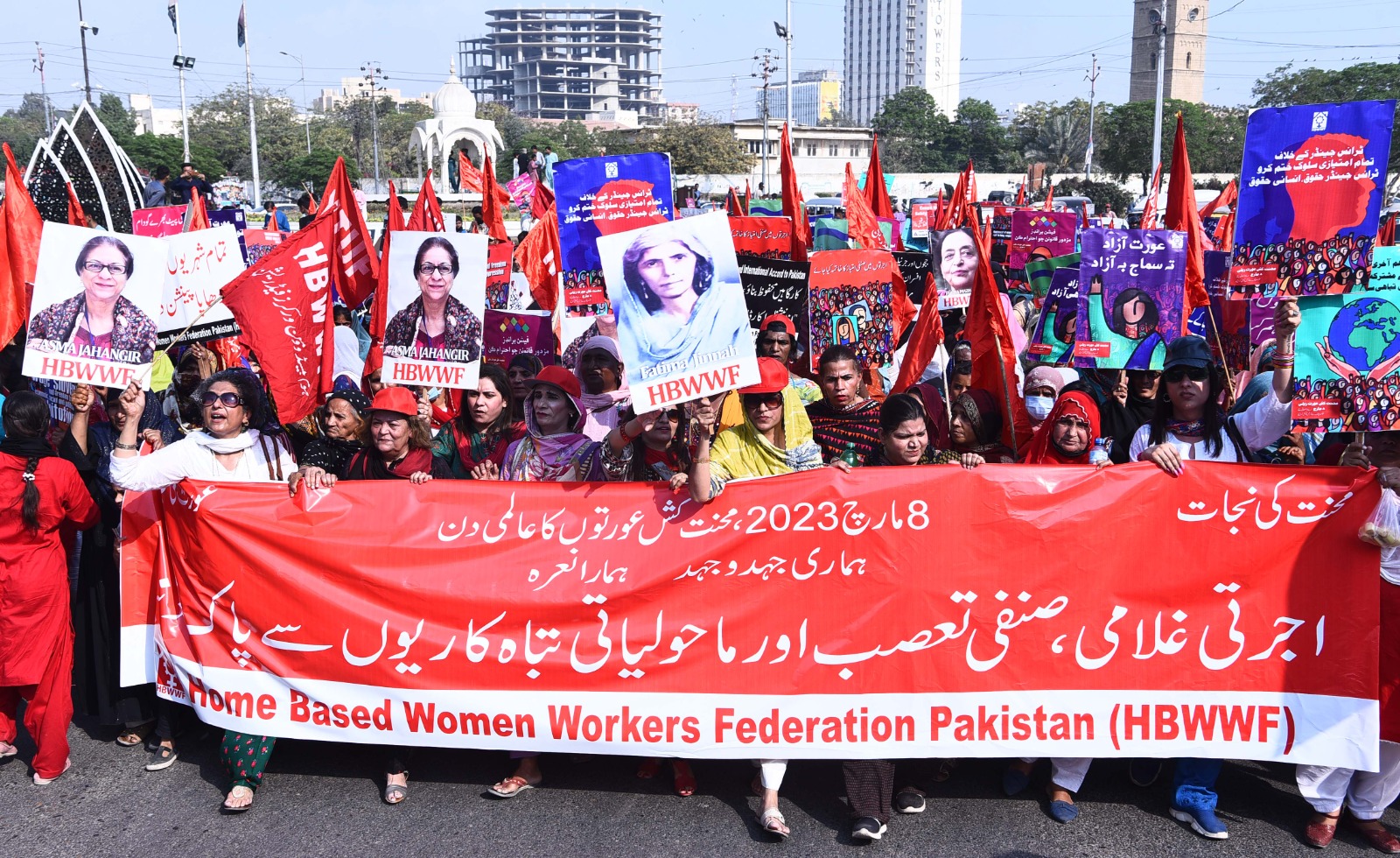 Women-Rally-Karachi-Sindh-Courier-1