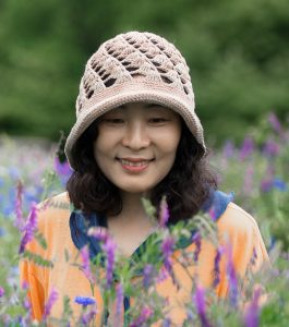 Choi-Kyung-sun Korea poetess Sindh Courier