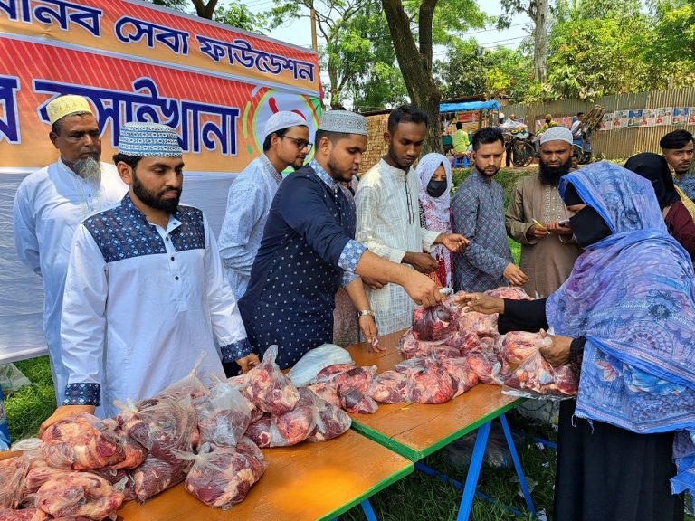 Bengali NGO sells beef at Tk10/kg to share the joy of Eid