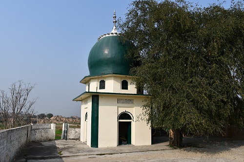Shrine-of-Qazi-Muhamamd-Yar-Qadiri-at-Sarai-Pakka