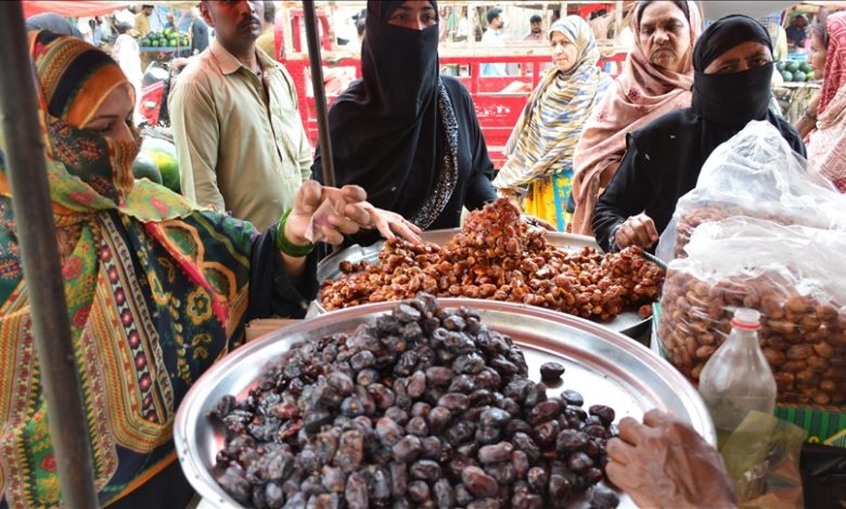 Photo of Skyrocketing inflation leaves millions of Pakistanis struggling in Ramadan
